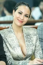 Retrato de Phương Mai