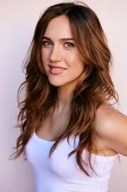Foto de Pilot Paisley-Rose interpretando a Amy en Lucha por sobrevivir