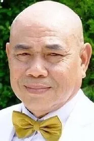 Retrato de Puang Kaewprasert
