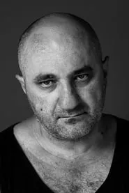 Retrato de Puiu-Mircea Lăscuș