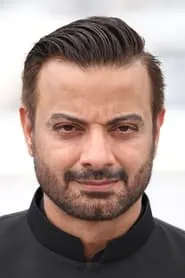 Rahul Bhat en Daas Dev