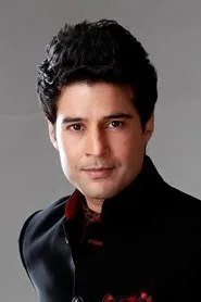 Rajeev Khandelwal en Salt Bridge