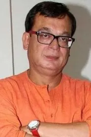 Rajeev Mehta en Back Bencher