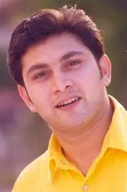 Foto de Rajesh Kumar como Maharaj Suryabhan