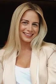 Raquelle Stevens en Selena Gomez: mi mente y yo
