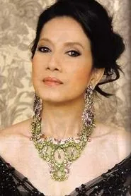Retrato de Ratchanoo Boonchuduang