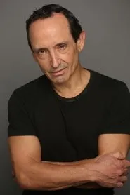 Raúl Sáez en Las noches extrañas