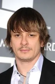 Retrato de Ray Luzier