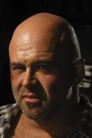 Retrato de Ray Stone