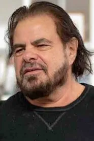 Retrato de Raymond Martino