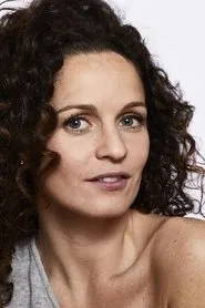 Retrato de Rebecca Azan