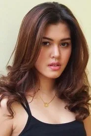 Rebecca Tamara en Dear Love