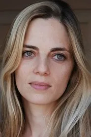 Regina Orioli en Chi nasce tondo...