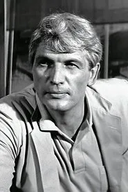 Reginald Kernan en L'isola di Arturo