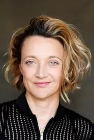 Regine Zimmermann en Move On Up