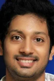 Rejith Menon en Vellathooval
