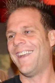 Rémi Gaillard en The Antics Roadshow