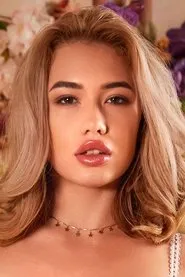 Retrato de Rika Fane