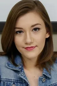 Riley Mae en Evil Bong 666