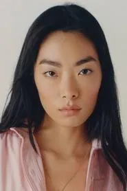 Foto de Rina Sawayama interpretando a Akira en John Wick 4