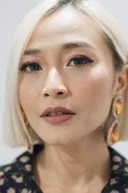 Retrato de Rini Wulandari