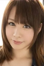 Retrato de Risa Shiori