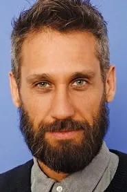 Retrato de Rob Simonsen