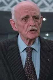 Robert Henderson en Sucesos en la IV fase