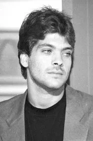 Roberto Bataglin en Garota Dourada