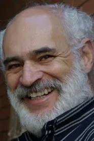 Roberto Oliveira en O Velho do Saco