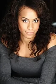 Retrato de Rochelle Okoye