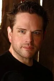 Foto de Ron Lester interpretando a Edward Cage en Karate Dog