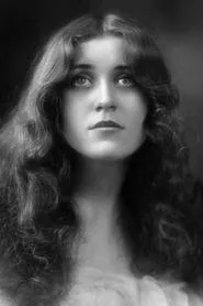Ruby Miller en The Right Age to Marry