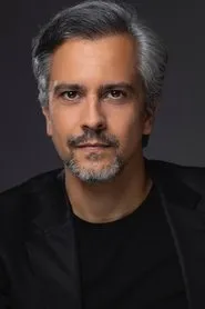 Retrato de Rui Neto