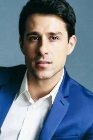 Retrato de Ryan Caltagirone
