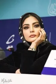 Retrato de Sahra Asadollahi
