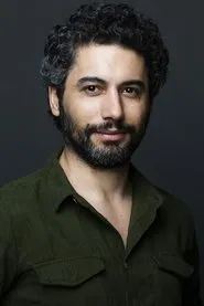 Retrato de Saim Güveloğlu