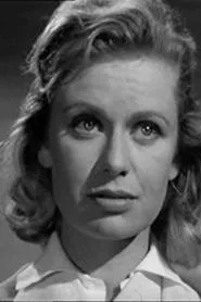 Sally Bazely en What's Good for the Goose