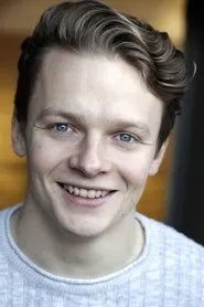 Sam Rintoul en Splashback