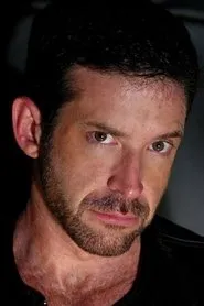 Retrato de Sam Shadon