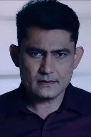 Foto de Sanjeev Tyagi como Inspector