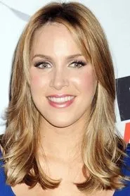 Sara Chase en Hello I Must Be Going