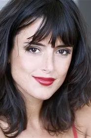 Sarah-Laure Estragnat en La maldición de Julia