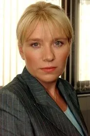 Saskia Wickham en The Absence of War