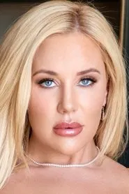 Retrato de Savannah Bond
