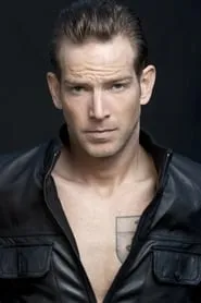 Sean Brosnan en Surveillance 24/7