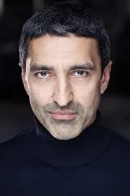 Retrato de Selva Rasalingam
