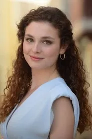 Retrato de Serra Arıtürk