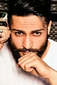 Shaleen Bhanot en Laal Zameen