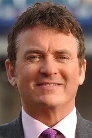 Shane Richie en What We Did on Our Holiday
